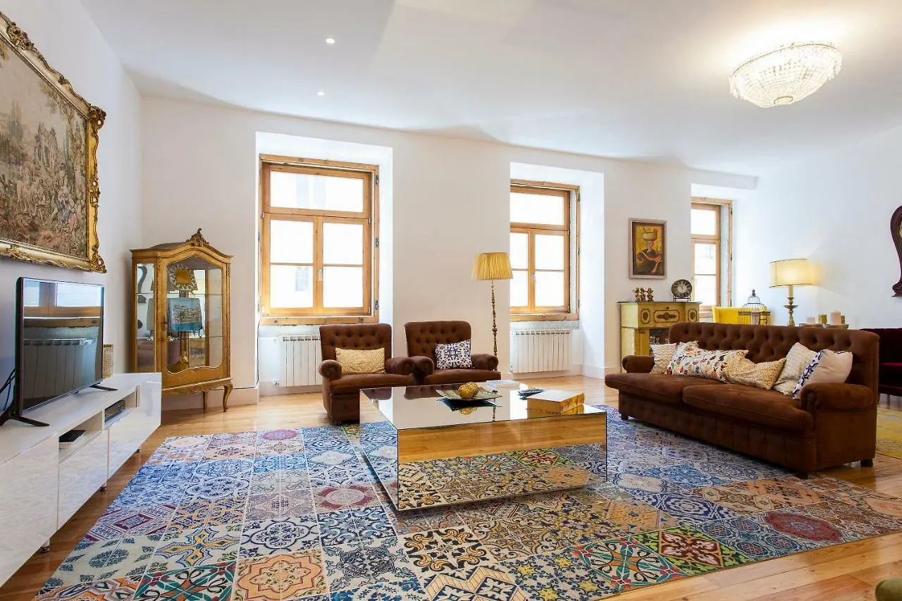 Chiado 4-Bedroom Flat Lisboa